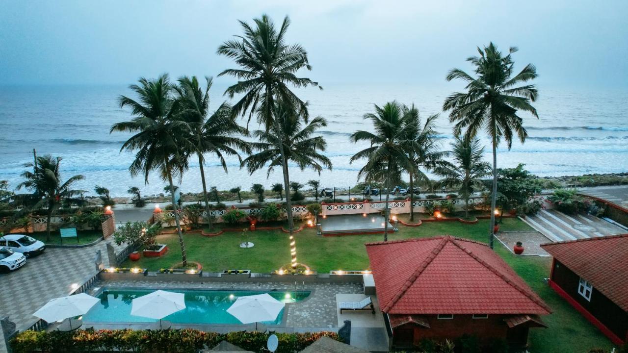 Asokam Beach Resort Cananor Exterior foto