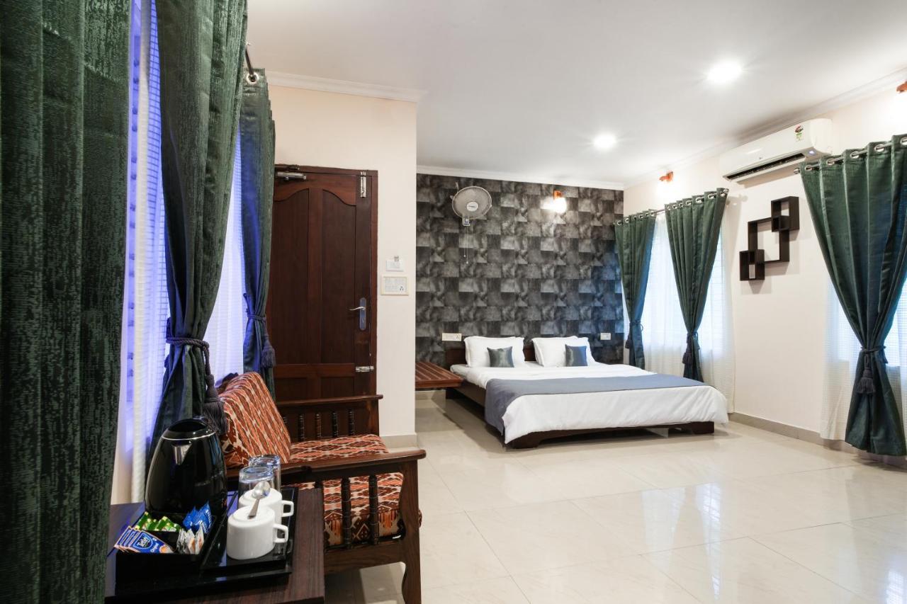 Asokam Beach Resort Cananor Exterior foto