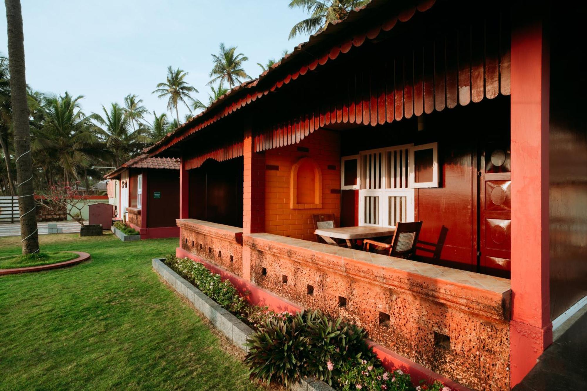 Asokam Beach Resort Cananor Exterior foto