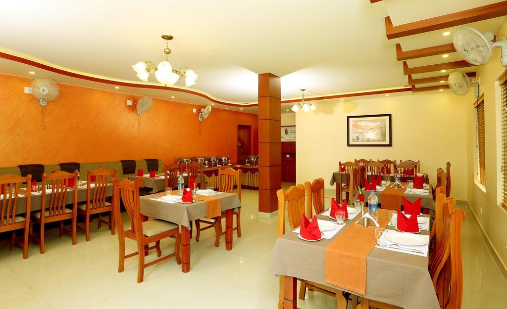 Asokam Beach Resort Cananor Exterior foto