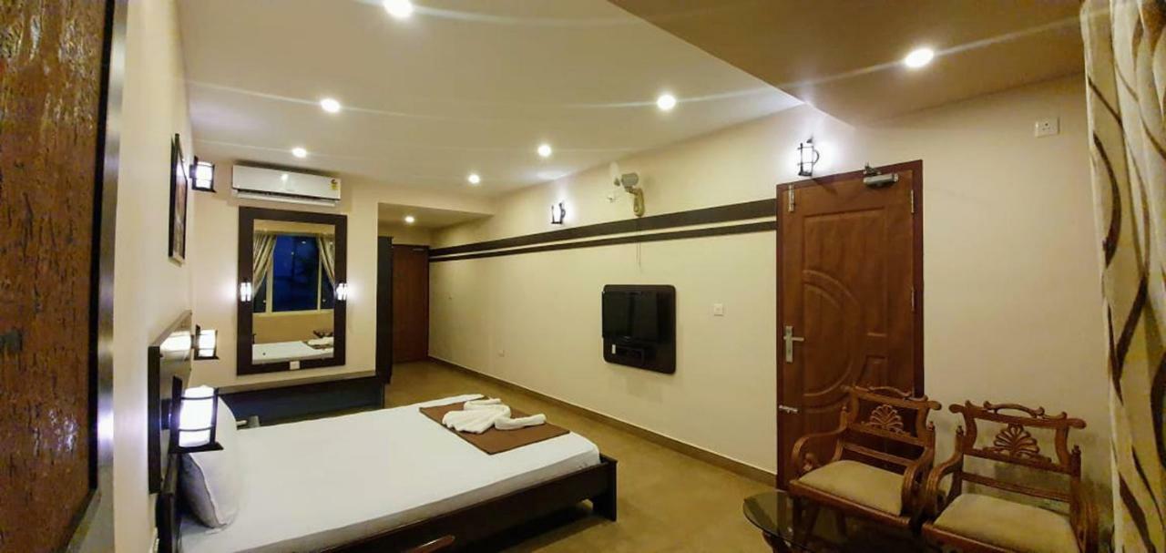 Asokam Beach Resort Cananor Exterior foto